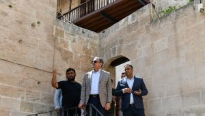 Vali Şıldak Hükümet Konaklarını İnceledi