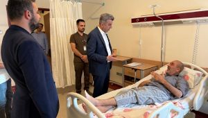 AK Parti İl Başkanı Günbegi'den Hastalara Moral Ziyareti