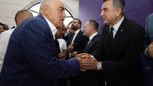 AK Parti Şanlıurfa İl Başkanlığı Bayramlaşma Programını Yoğun Katılımla Düzenledi