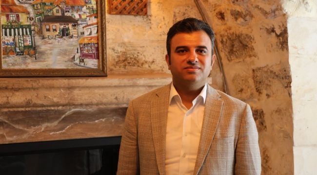 Eğitim-Sen Üyelerine Yönelik Ayrımcılık İddiaları Meclis Gündeminde: Ömer Öcalan, Milli Eğitim Bakanı'na Soru Önergesi Verdi
