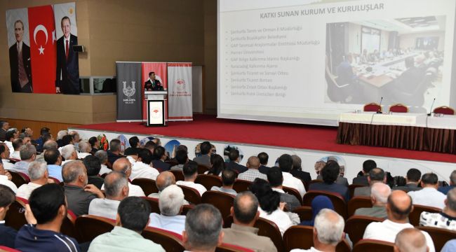 Fıstığın Anavatanı Şanlıurfa’da “Bereketli Toprakların Kadim Ağacı Fıstık” Paneli Düzenlendi