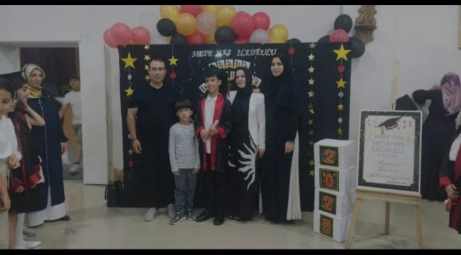 Minik Yüreklerden Büyük Vedalar: Mete Has İlkokulu 4-F Sınıfı Mezuniyet Coşkusu