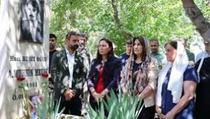 Muhsin Melik ve Mehmet Ayyıldız, mezarı başında anıldı