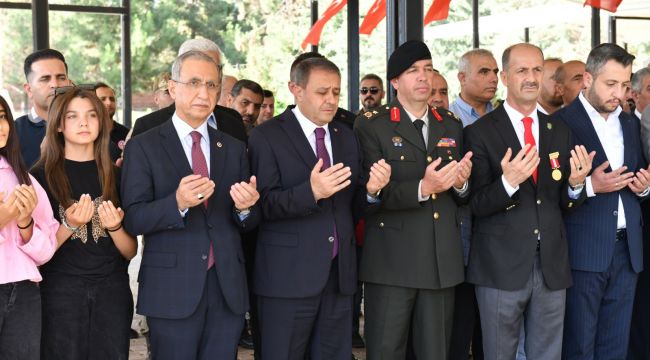 Vali Şıldak’tan Arefe Günü Anlamlı Ziyaret