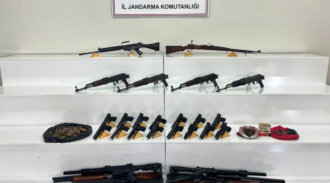 Viranşehir'de Yasa Dışı Silahlanmaya Darbe: 34 Ruhsatsız Silah Ele Geçirildi