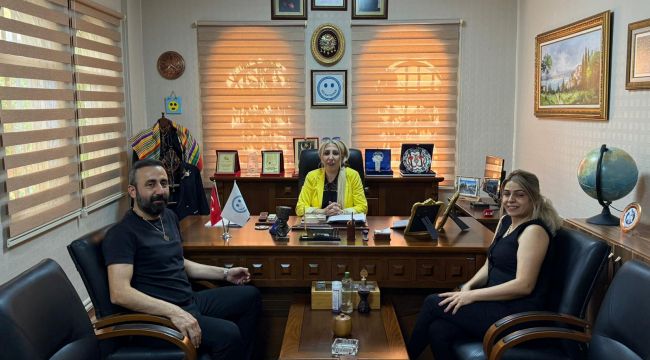 Adanalı İş İnsanı Şahin Şener'den Gülen Yüzler Derneği'ne Anlamlı Ziyaret
