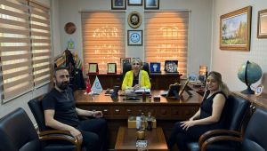 Adanalı İş İnsanı Şahin Şener'den Gülen Yüzler Derneği'ne Anlamlı Ziyaret