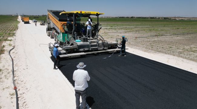 Ceylanpınar Kırsalındaki Yollar Sıcak Asfaltla Konforlu Hale Geliyor