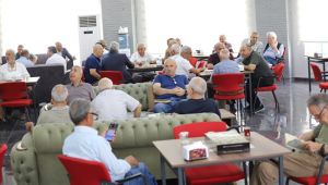 Karaköprü Belediyesi Emeklileri Unutmadı