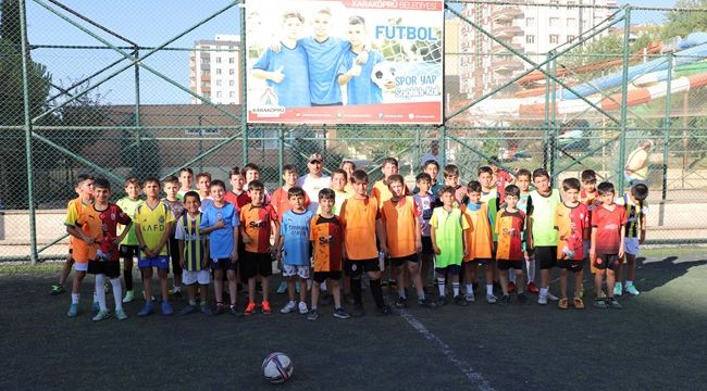 Karaköprü’de Çocuklar Yaz Tatilini Futbol Kursunda Değerlendiriyor
