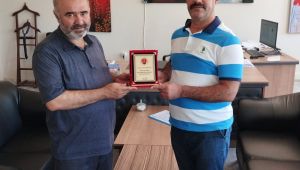 Karaköprü İmam Hatip Lisesi'nde Veda, Süleymaniye'de Yeni Başlangıç: Kimya Öğretmeni Adem Erdoğan İdareciliğe Atandı