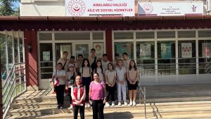 Öğrencilerden Sosyal Hizmet Merkezlerine ziyaret
