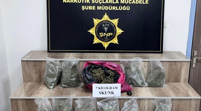 Siverek’te Narkotik Operasyonu: 7 Kilo Skunk Ele Geçirildi, 3 Gözaltı