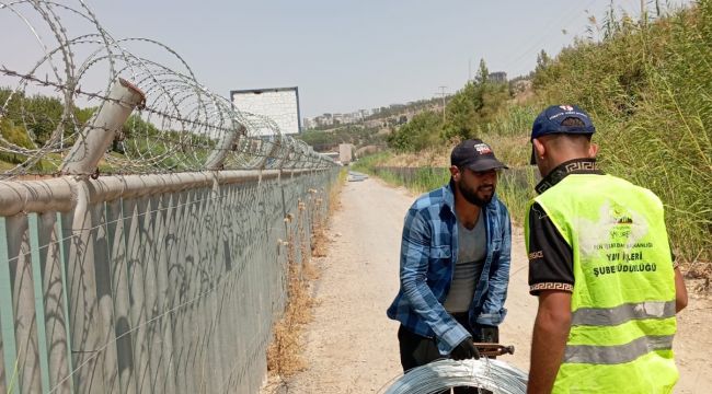 Balıkçılar Kanal Çitlerini Kesti: Proje Tamamlanmadan Zarar Verildi