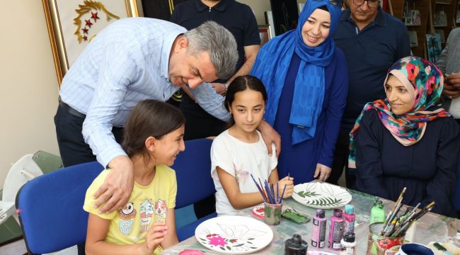 Başkan Günbegi Gençlerle Gençlik Merkezinde Buluştu