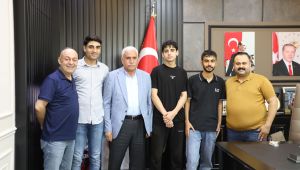 Başkan İnan, YKS’de Başarı Gösteren Gençleri Ağırladı
