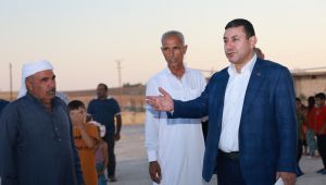 Başkan Özyavuz Müjdeyi Verdi: Her Mahalleye Bir Halı Saha Yapacağız
