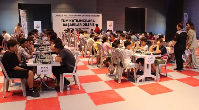 Şanlıurfa’da 30 Ağustos Zafer Bayramı Satranç Turnuvası Başladı