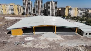 Seyrantepe Semt Pazarında Sona Doğru