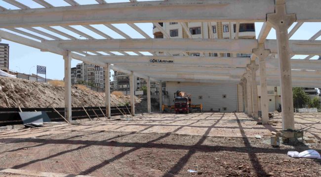 Akbayır’da Modern Semt Pazarı Yükseliyor