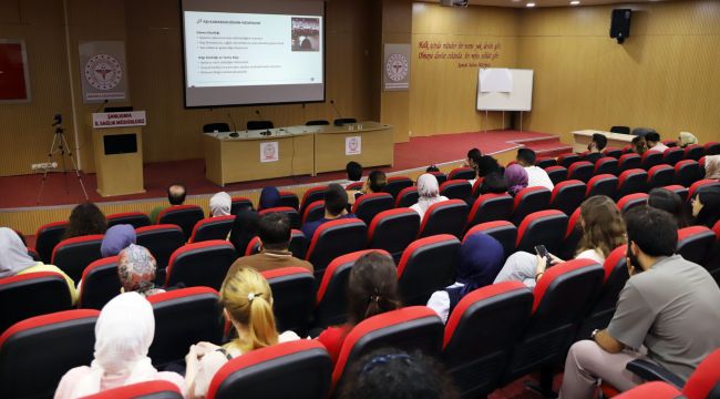 Aşı, Yaşam Kurtarır: Uzmanlar Yanlış Bilgiye Karşı Bir Araya Geldi