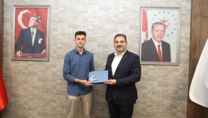 Başkan Canpolat, Dereceye Giren Öğrencileri Ödüllendirdi