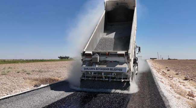 Büyükşehir, Harran’da Yol Konforunu Artırıyor