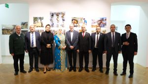 Avusturya’nın En Ünlü Fotoğraf Sanatçısı, Şanlıurfa’da Çektiği Fotoğrafları Viyana’da Sergiledi