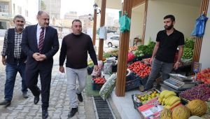 Başkan Gülpınar, Yenilenen Pazar Yerinde Esnafla Buluştu