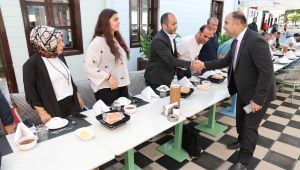 Başkan Nihat Çiftçi Karaköprü Belediyesinin Çalışmalarını Basınla Değerlendirdi