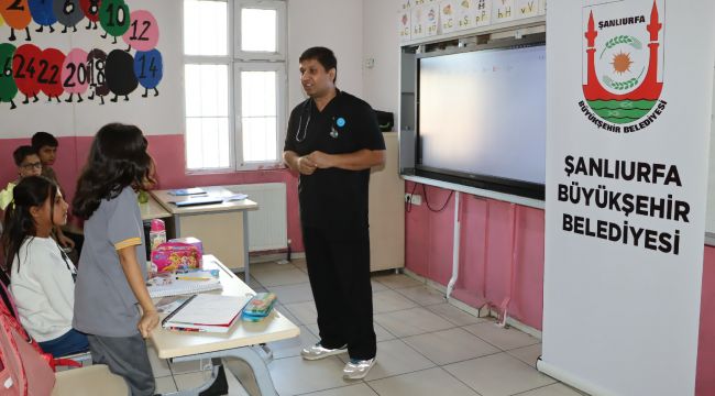 Büyükşehir Belediyesi, Minik Kalplere Hayvan Sevgisini Aşıladı