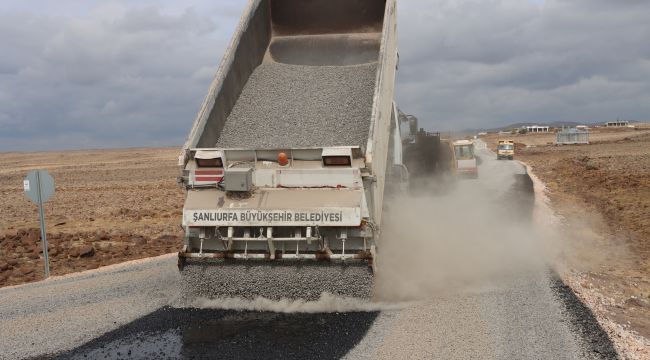 Büyükşehir Belediyesi, Viranşehir’de 4 Kilometrelik Yolu Yeniledi