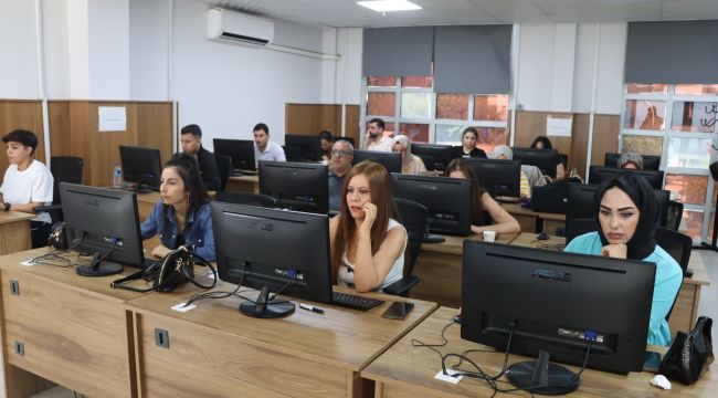 Büyükşehir, Bilgisayar Operatörlüğü Ve Klavye Kursu Başlattı