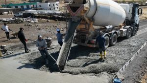 Büyükşehir, Siverek’te 12 Kilometrelik Beton Yol Yapımına Başladı