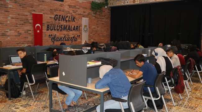 Haliliye Belediyesi Kütüphaneleri, Gençlerin Eğitim Yolculuğuna Rehberlik Ediyor