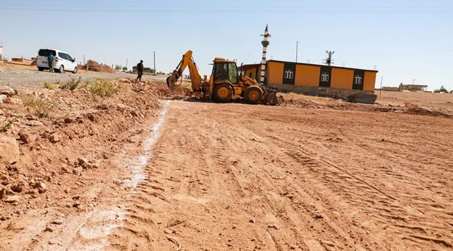 Harran'da Her Mahalleye Halı Saha Projesi Hızla İlerliyor
