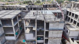 Harran Devlet Hastanesi'nde Katlar Yükseliyor
