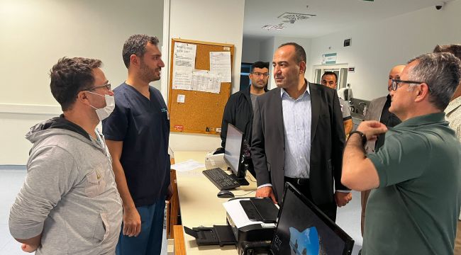 İl Sağlık Müdürü Dr. Erhan Berk’ten Şanlıurfa Eğitim ve Araştırma Hastanesi’ne Gece Denetimi