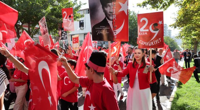 Karaköprü’de Cumhuriyet Bayramı Coşkusu