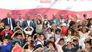 Şanlıurfa Çocuk ve Gençlik Buluşması Binlerce Çocuk ve Genci Bir Araya Getirdi