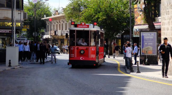 Şanlıurfa'da Divanyolu Yayalaştırma Projesi İle Tarihi Bölge Canlanıyor