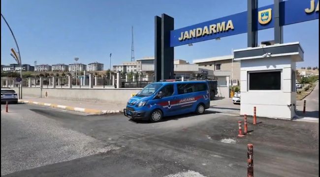 Şanlıurfa’da Jandarmadan Kaçak Silah ve Uyuşturucu Operasyonu: 12 Gözaltı