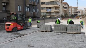 Yol Atağını Sürdürüyor: Mahalleler Yenileniyor