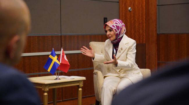 Bakan Göktaş, Sierra Leone ve Singapurlu mevkidaşlarıyla bakanlıkları arasında iş birliği mutabakat zaptı imzaladı