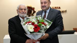 Başkan Gülpınar’a Öğretmenler Günü Sürprizi