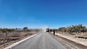 Büyükşehir Belediyesi, Birecik’te Kırsal Yol Atağını Sürdürüyor