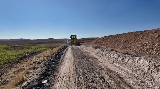 Büyükşehir, Kırsalda Bozuk Yol Bırakmıyor
