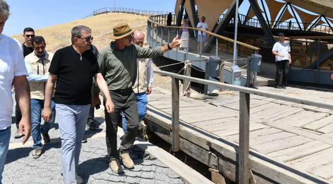 Göbeklitepe'ye 9 Günlük Tatilde Ziyaretçi Akını