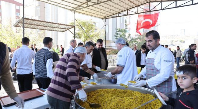 Karaköprü'de asırlık gelenek: Ali baba hayratı yaşatılmaya devam ediyor