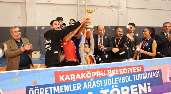 Karaköprü’de Öğretmenler Voleybol Turnuvası Görkemli Finalle Tamamlandı